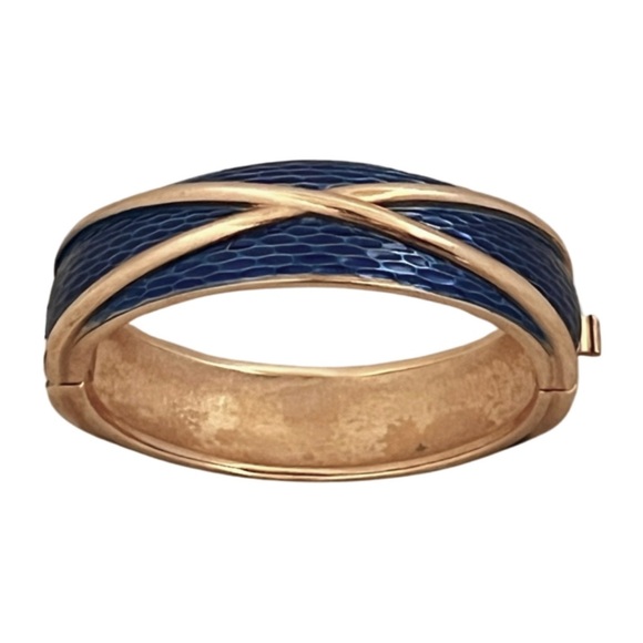 VINTAGE • 1955 Crown TRIFARI Antique Bracelet - Picture 2 of 5